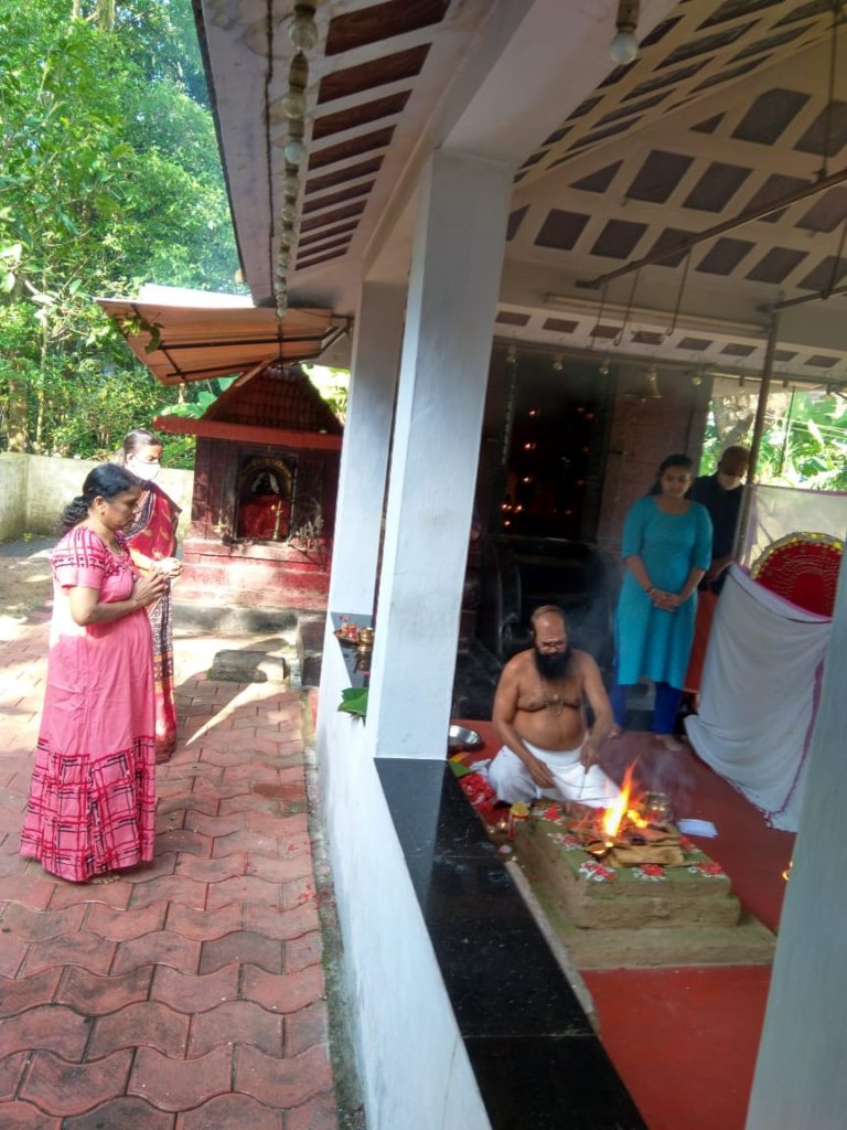 Ambalavattam Temple; Thalassery; pooja; uasatish;