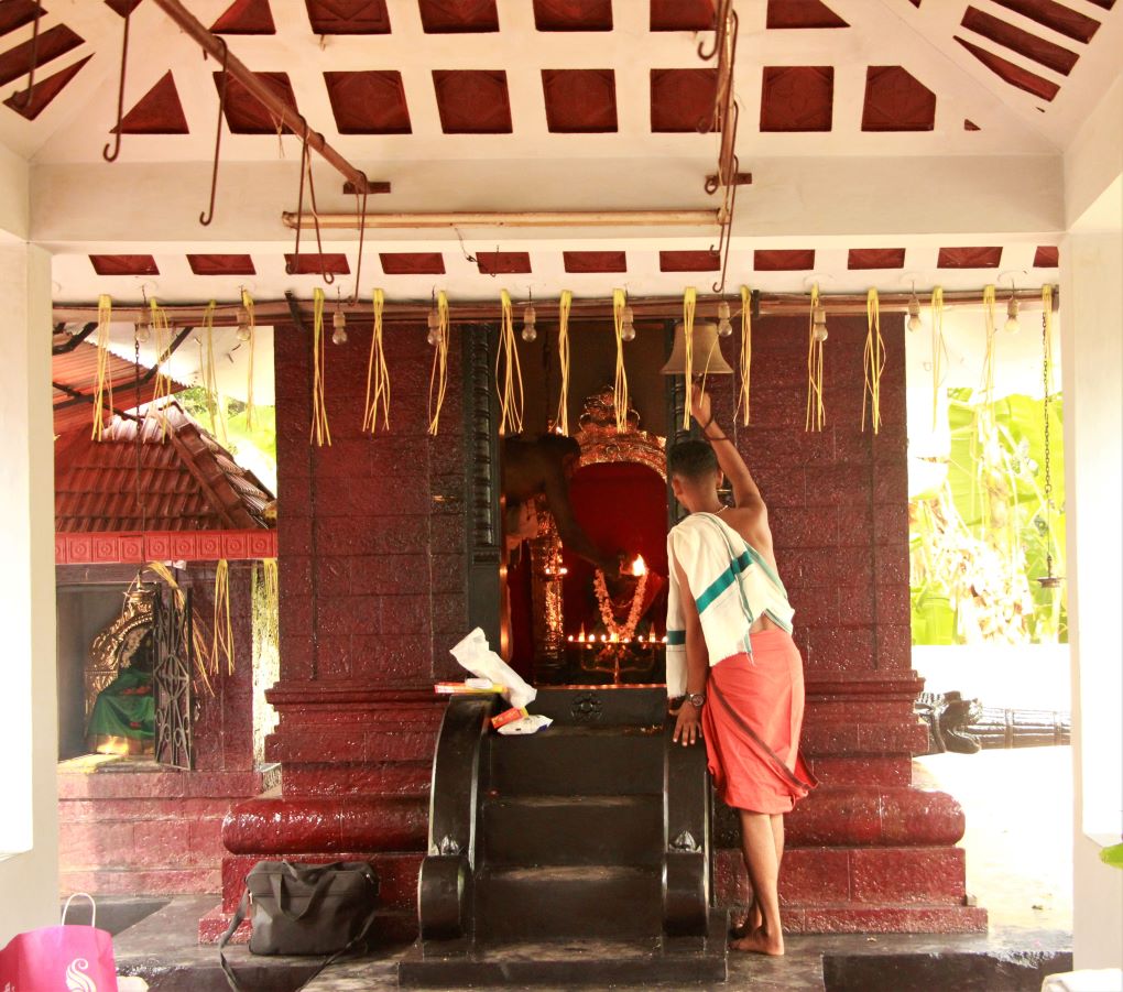 Ambalavattam Temple Thalassery; Thalassery; uasatish;